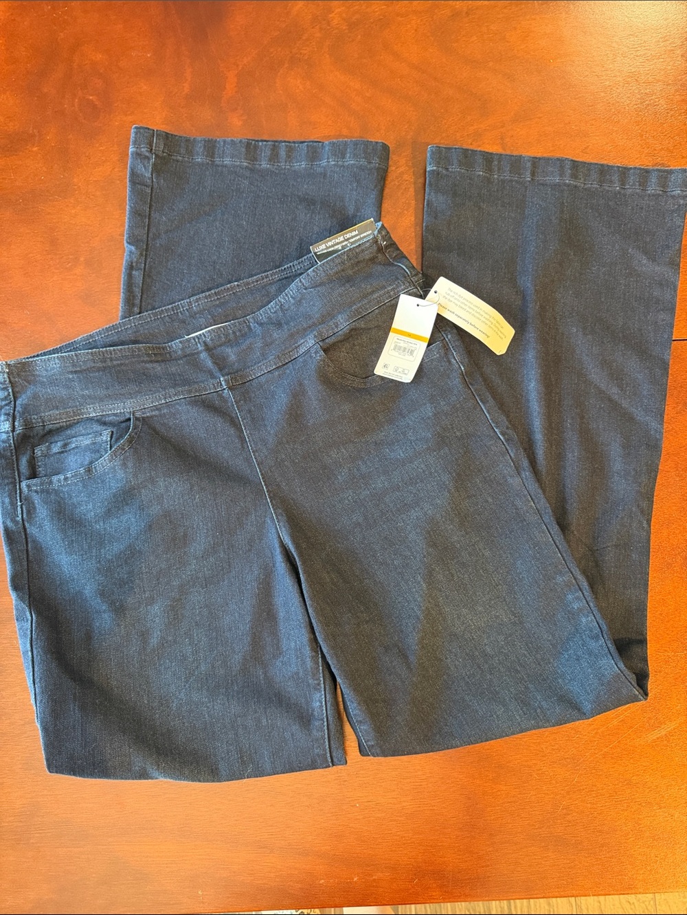 NWT Sofia Women’s Plus Wide Leg Flare pull-on Melissa Jeans in deep blue